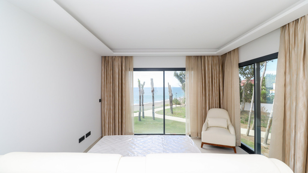 Radhus i Malaga, Spanien 3 sovrum, 236 kvm. Nr. 102734