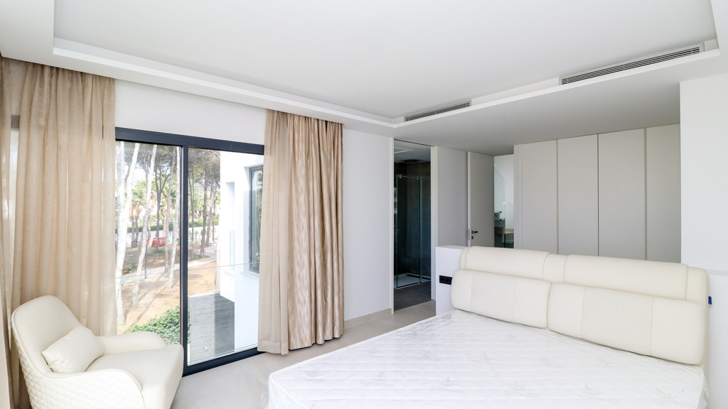 Radhus i Malaga, Spanien 3 sovrum, 236 kvm. Nr. 102734