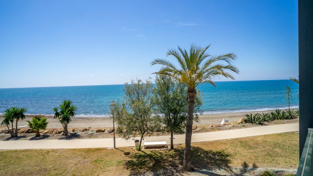 Radhus i Malaga, Spanien 3 sovrum, 340.7 kvm. Nr. 102736