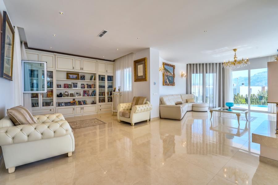 Willa w L'Albir, Alicante, Hiszpania 5 sypialni, 745 mkw. nr 95527