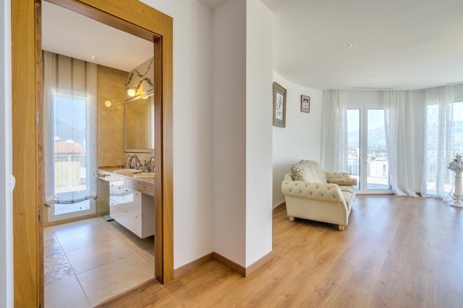 Willa w L'Albir, Alicante, Hiszpania 5 sypialni, 745 mkw. nr 95527