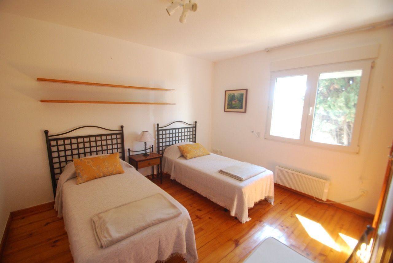 House à Alicante, Espagne 5 chambres, 370 m2 No. 95532