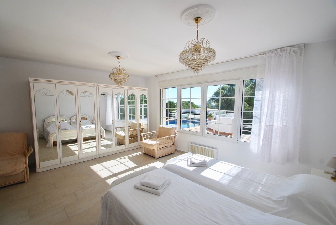 House à Alicante, Espagne 5 chambres, 370 m2 No. 95532