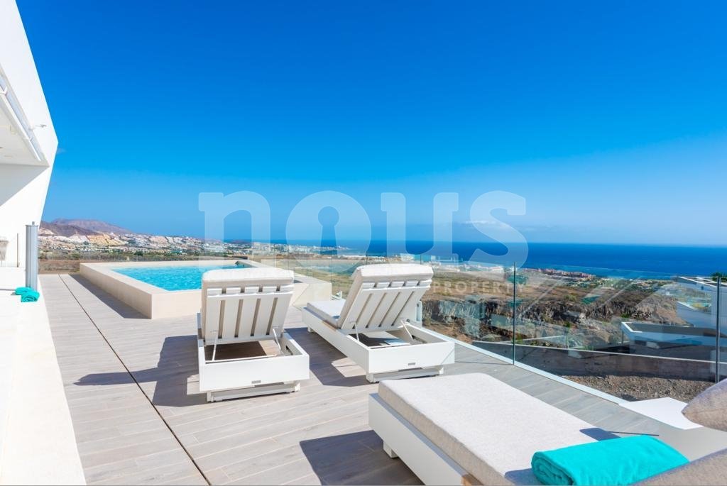 Villa in Adeje, Tenerife, Spanien 5 Schlafzimmer, 801 m2 Nr. 103041