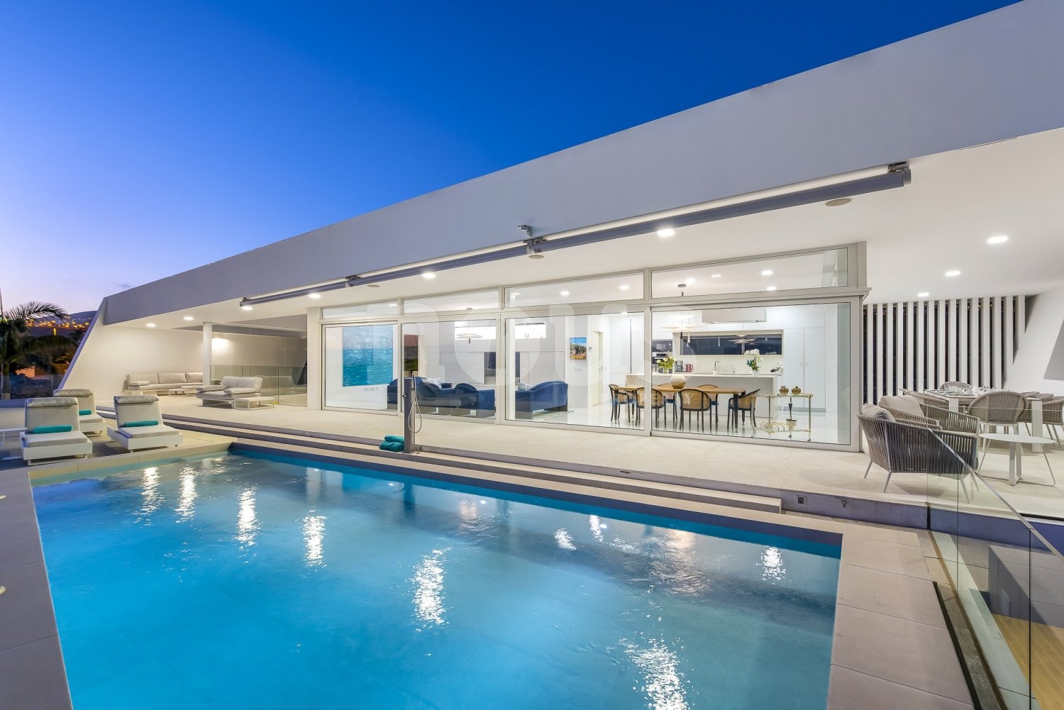 Villa in Adeje, Tenerife, Spanien 5 Schlafzimmer, 801 m2 Nr. 103041