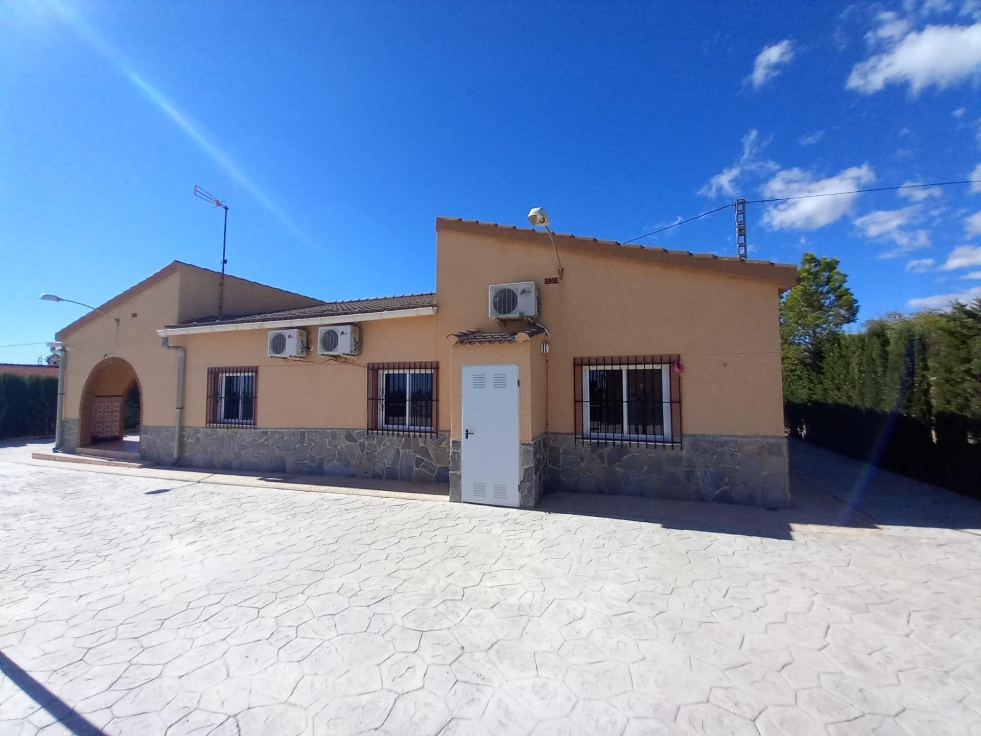 Вилла в Альбатера, Аликанте, Испания 4 спальни, 175м2 №84396