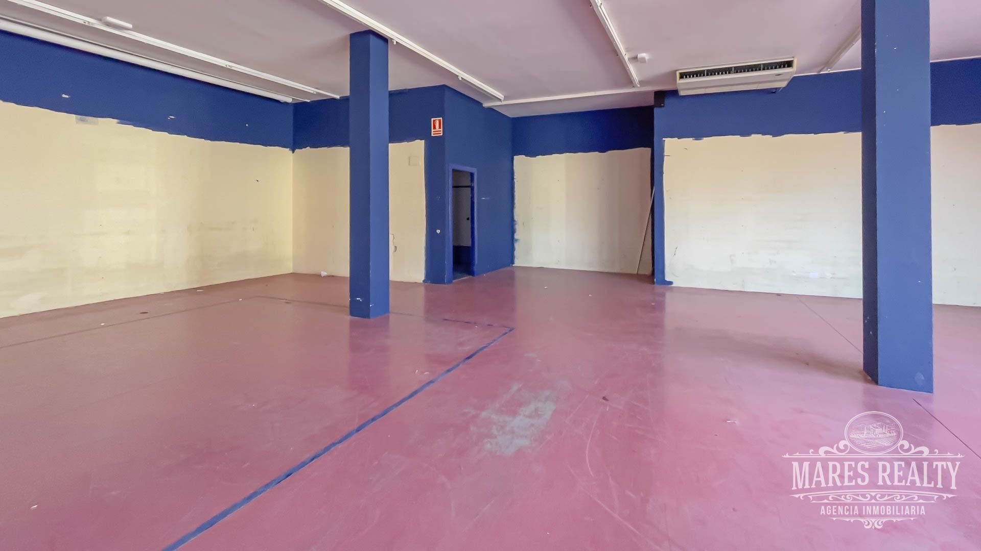 Commercial property à Lloret de Mar, Girona, Espagne 1174 m2 No. 94177
