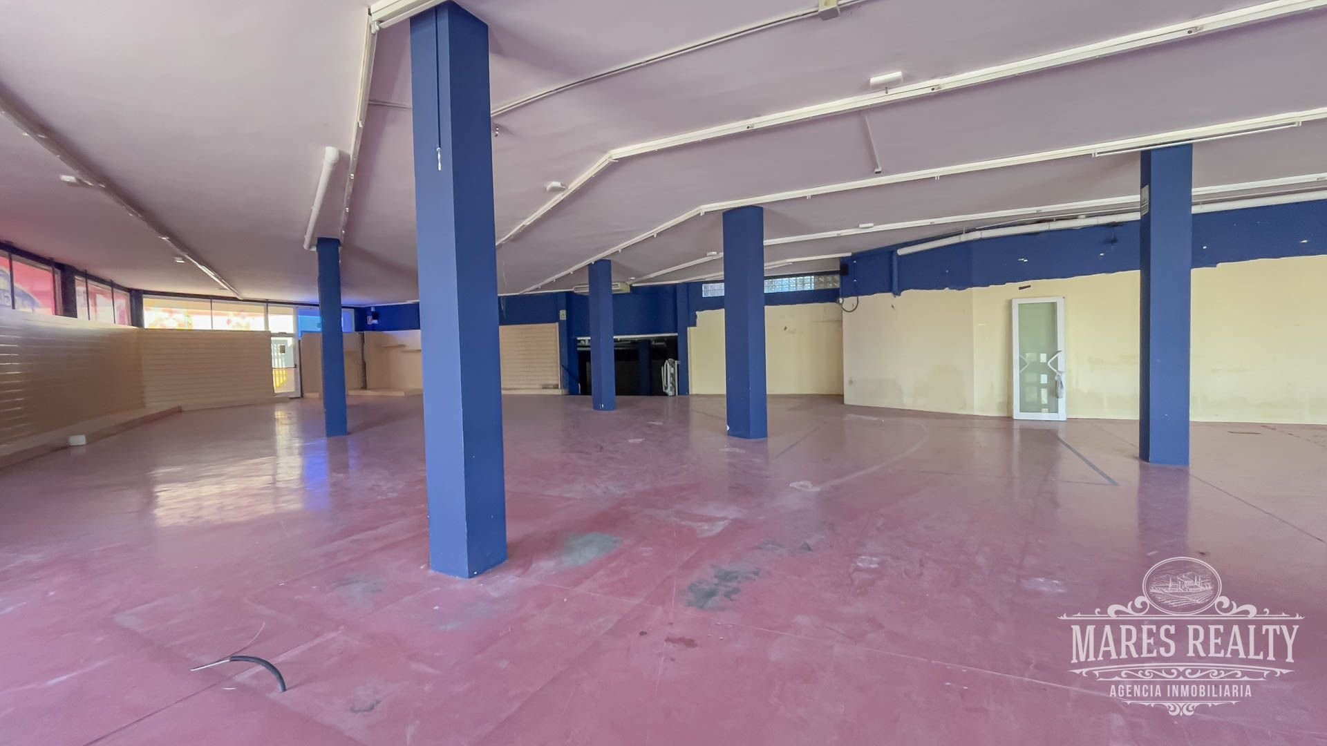 Commercial property à Lloret de Mar, Girona, Espagne 1174 m2 No. 94177