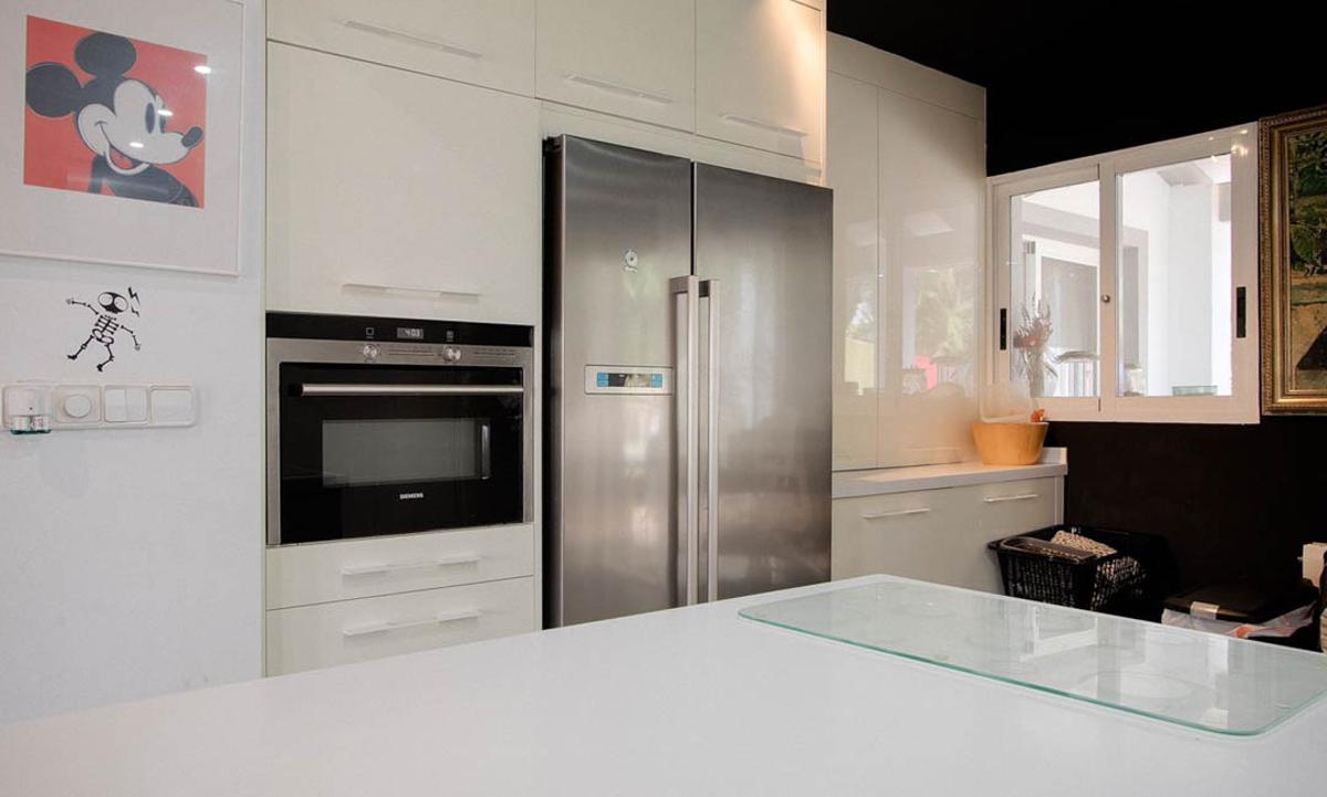 Komerciāls īpašums L'Alfàs del Pi, Alicante, Spānijā 3 istabas, 240 m2 Nr. 99318