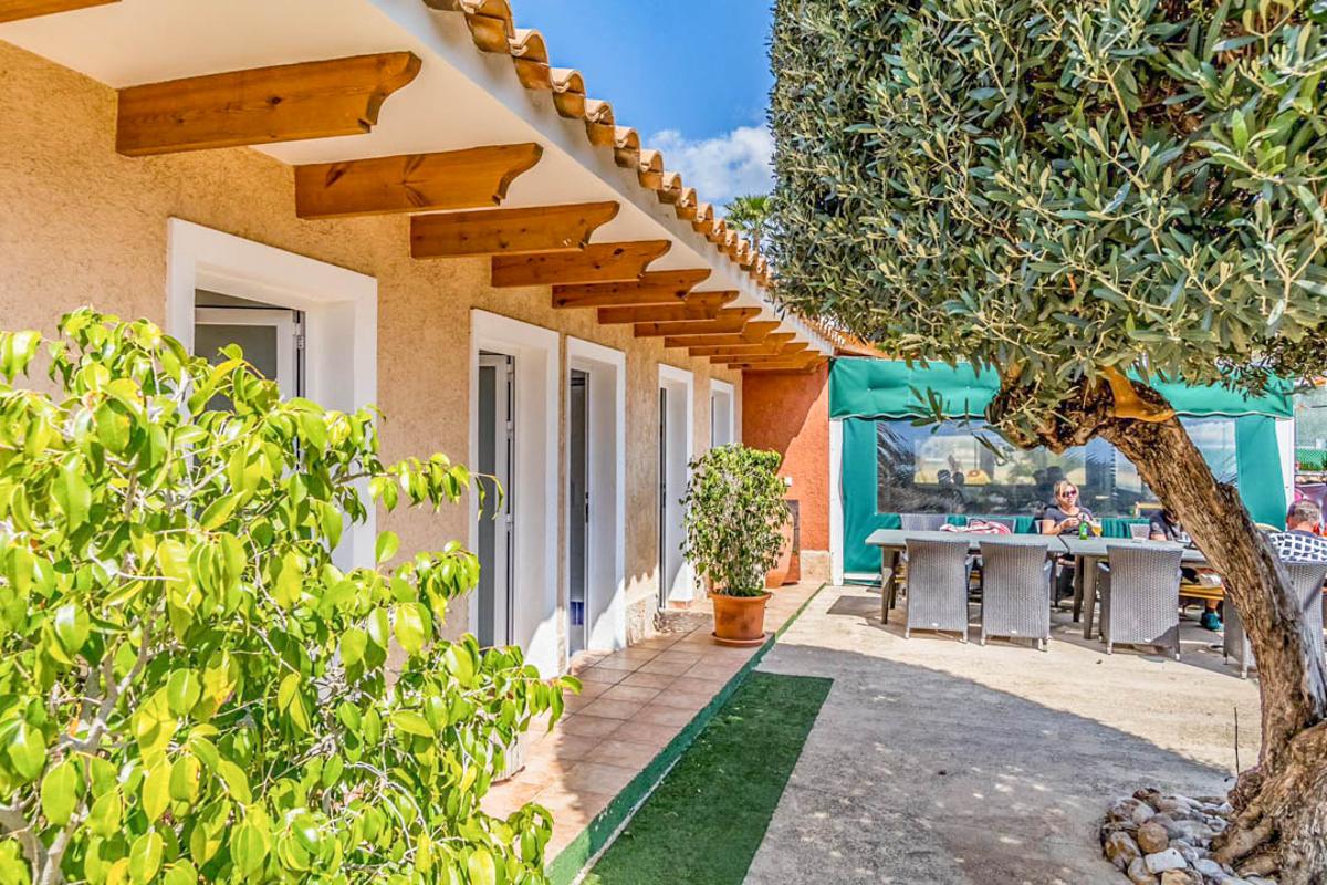 Komerciāls īpašums L'Alfàs del Pi, Alicante, Spānijā 3 istabas, 240 m2 Nr. 99318