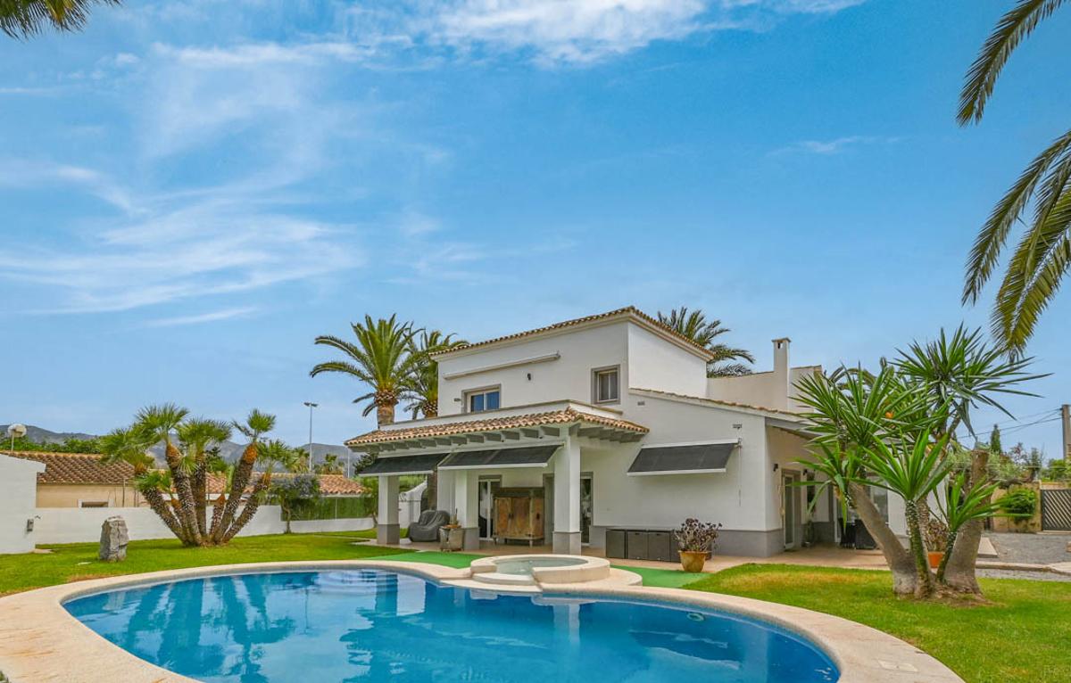 Komerciāls īpašums L'Alfàs del Pi, Alicante, Spānijā 3 istabas, 240 m2 Nr. 99318