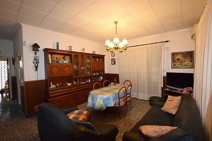 Villa à Torrevieja, Alicante, Espagne 4 chambres, 180 m2 No. 103604