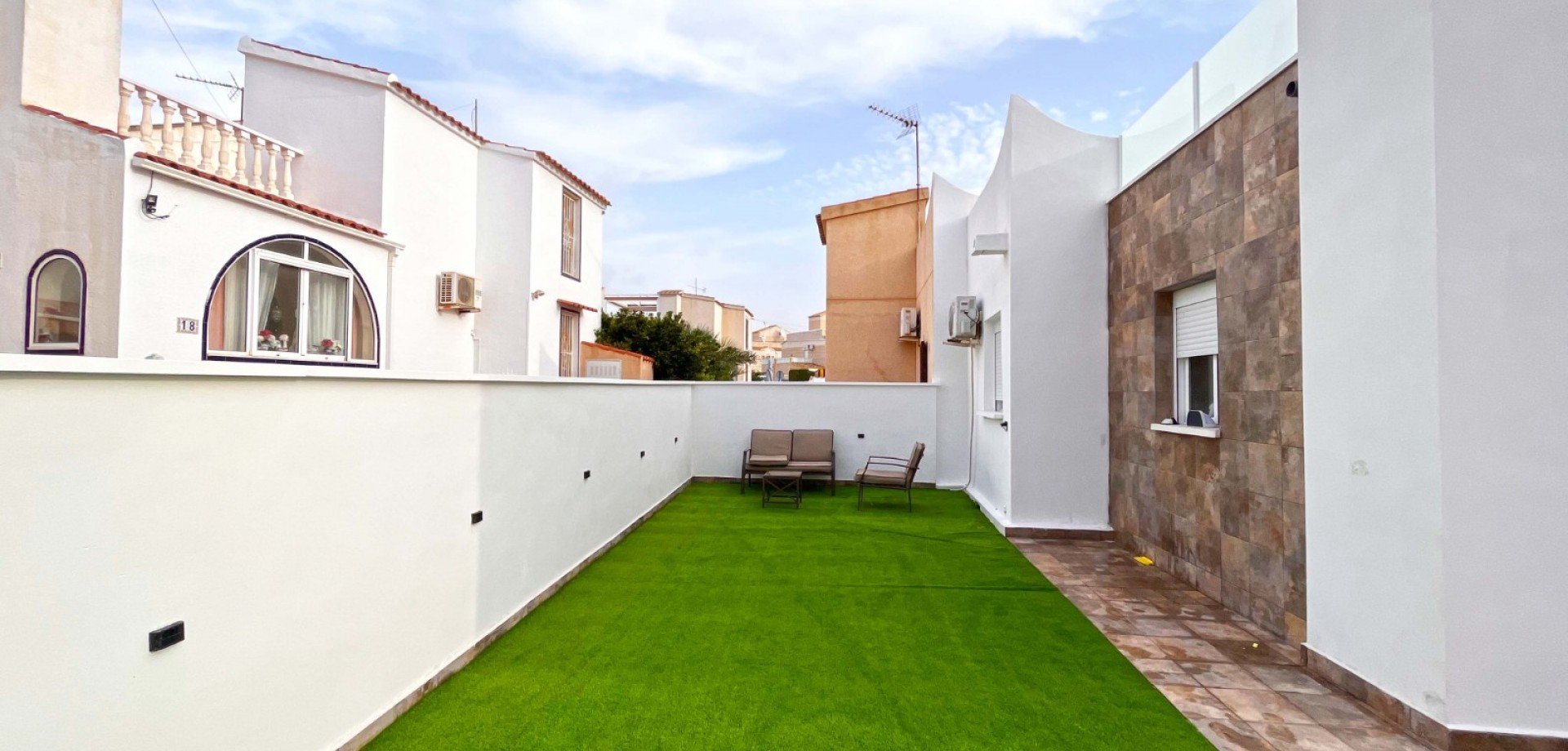Bungalow w Alicante, Hiszpania 2 sypialnie, 83 mkw. nr 115143