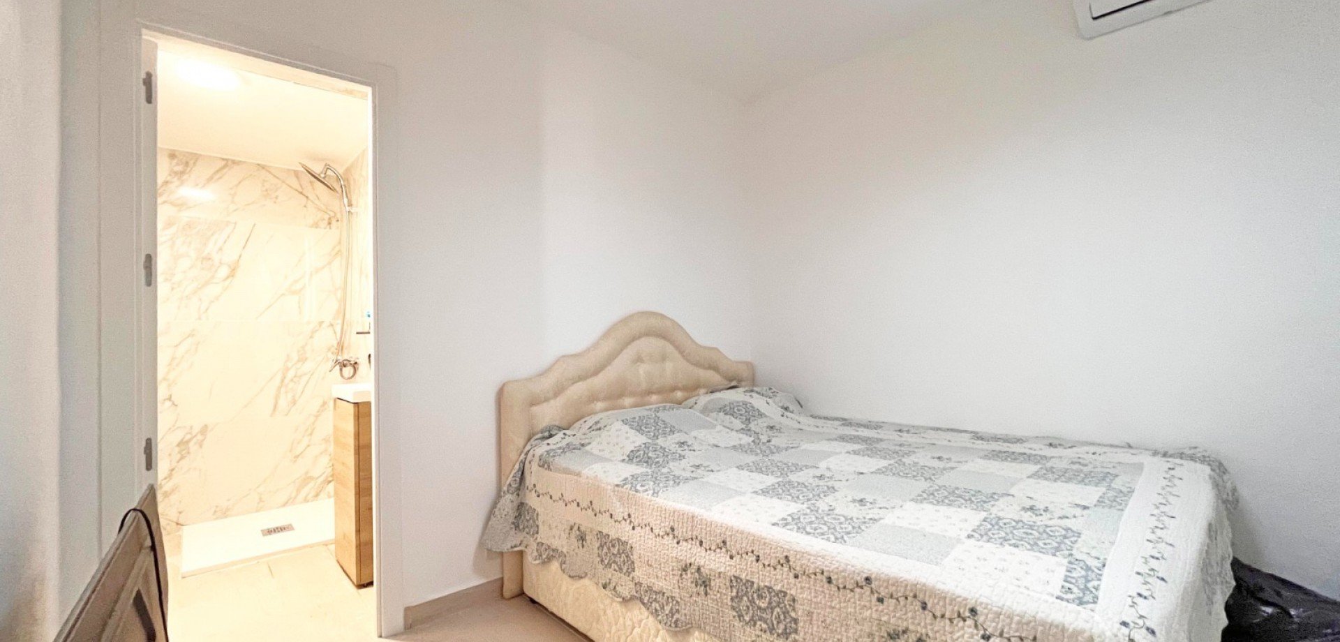 Bungalow w Alicante, Hiszpania 2 sypialnie, 83 mkw. nr 115143