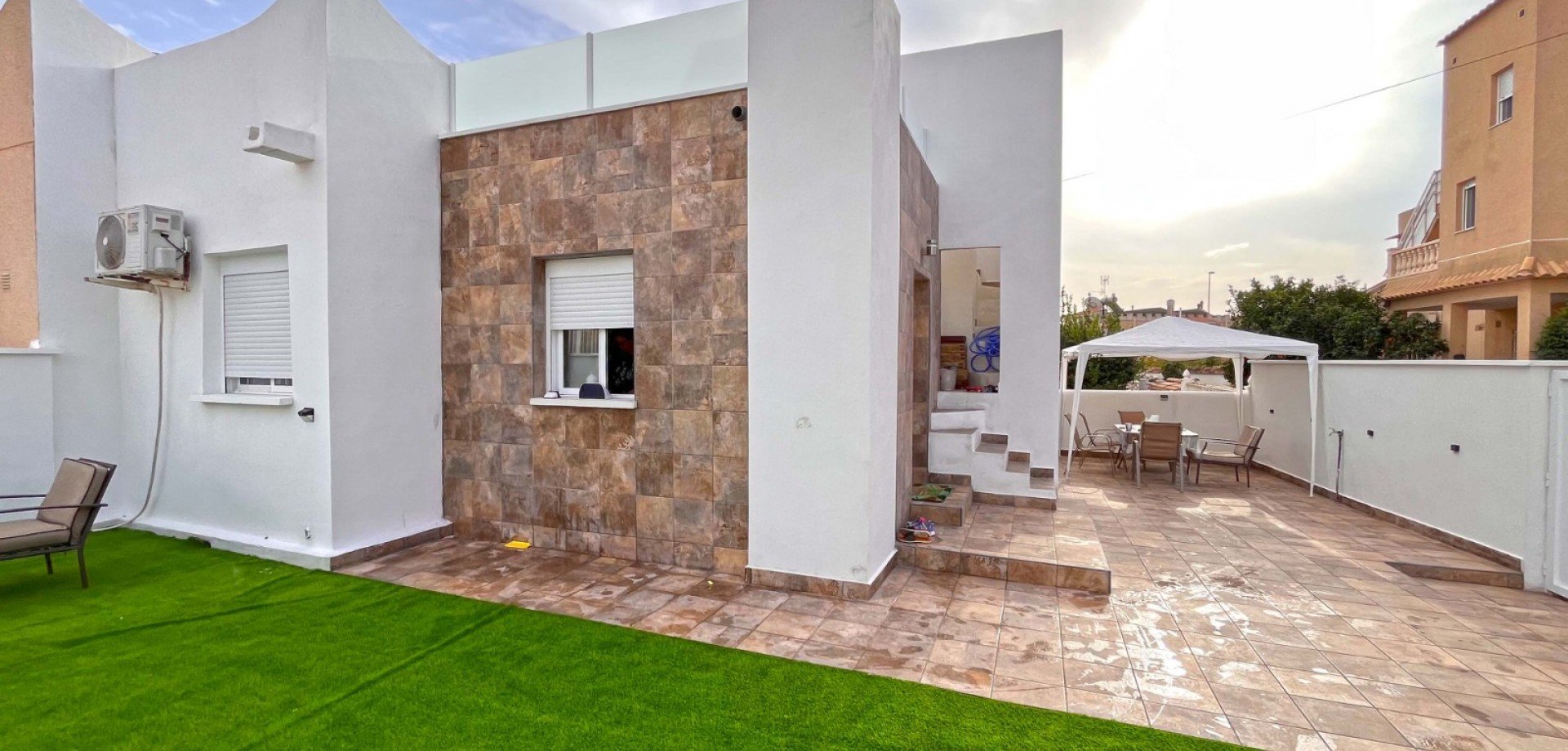 Bungalow w Alicante, Hiszpania 2 sypialnie, 83 mkw. nr 115143