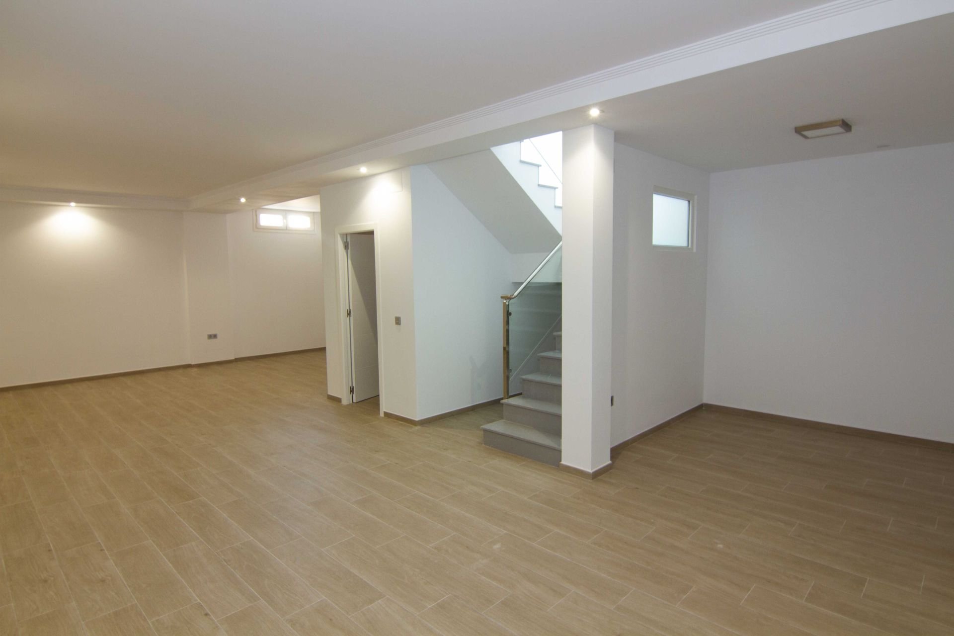 Hus i Torrevieja, Alicante, Spanien 3 sovrum, 238 kvm. Nr. 95740