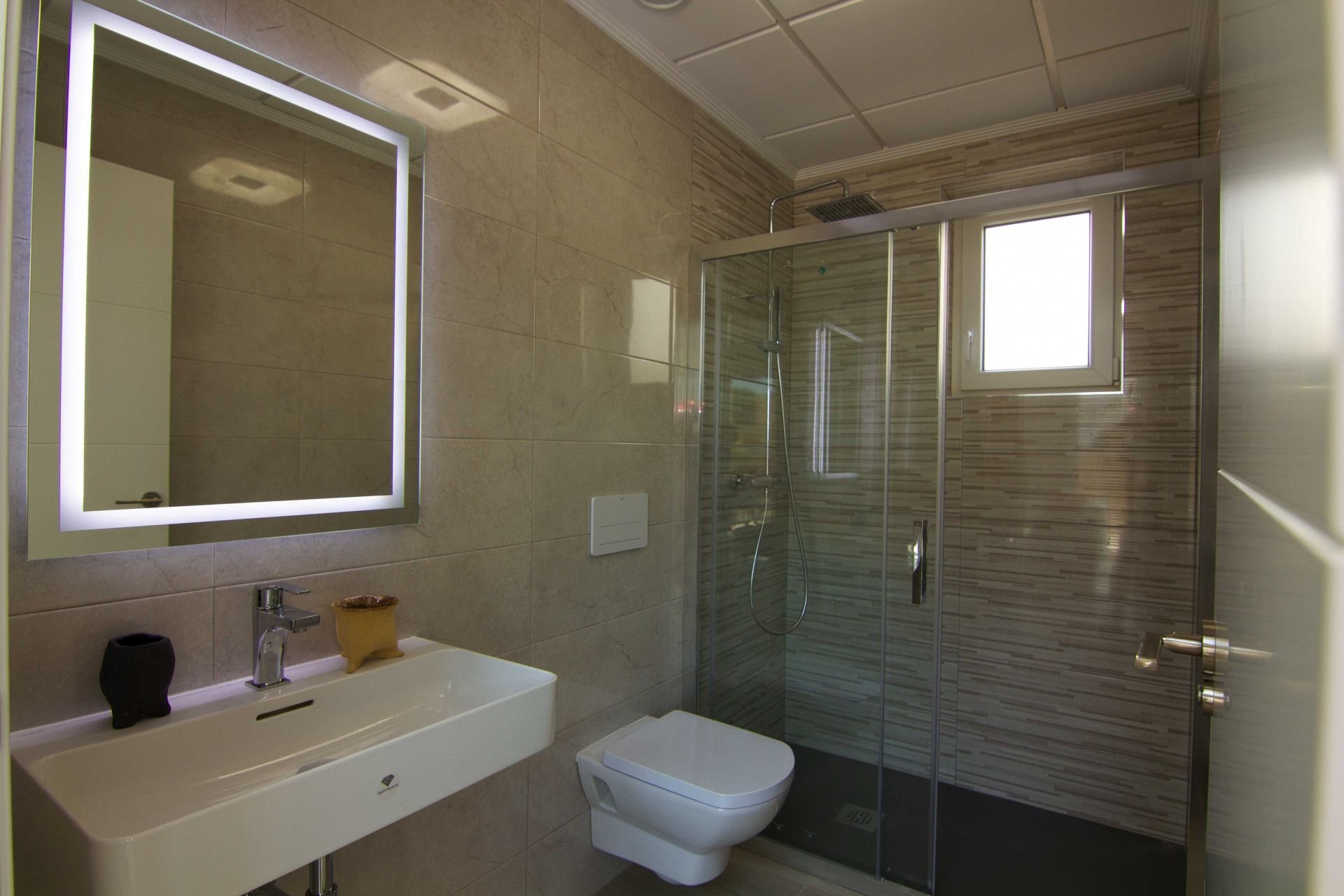 Hus i Torrevieja, Alicante, Spanien 3 sovrum, 238 kvm. Nr. 95740