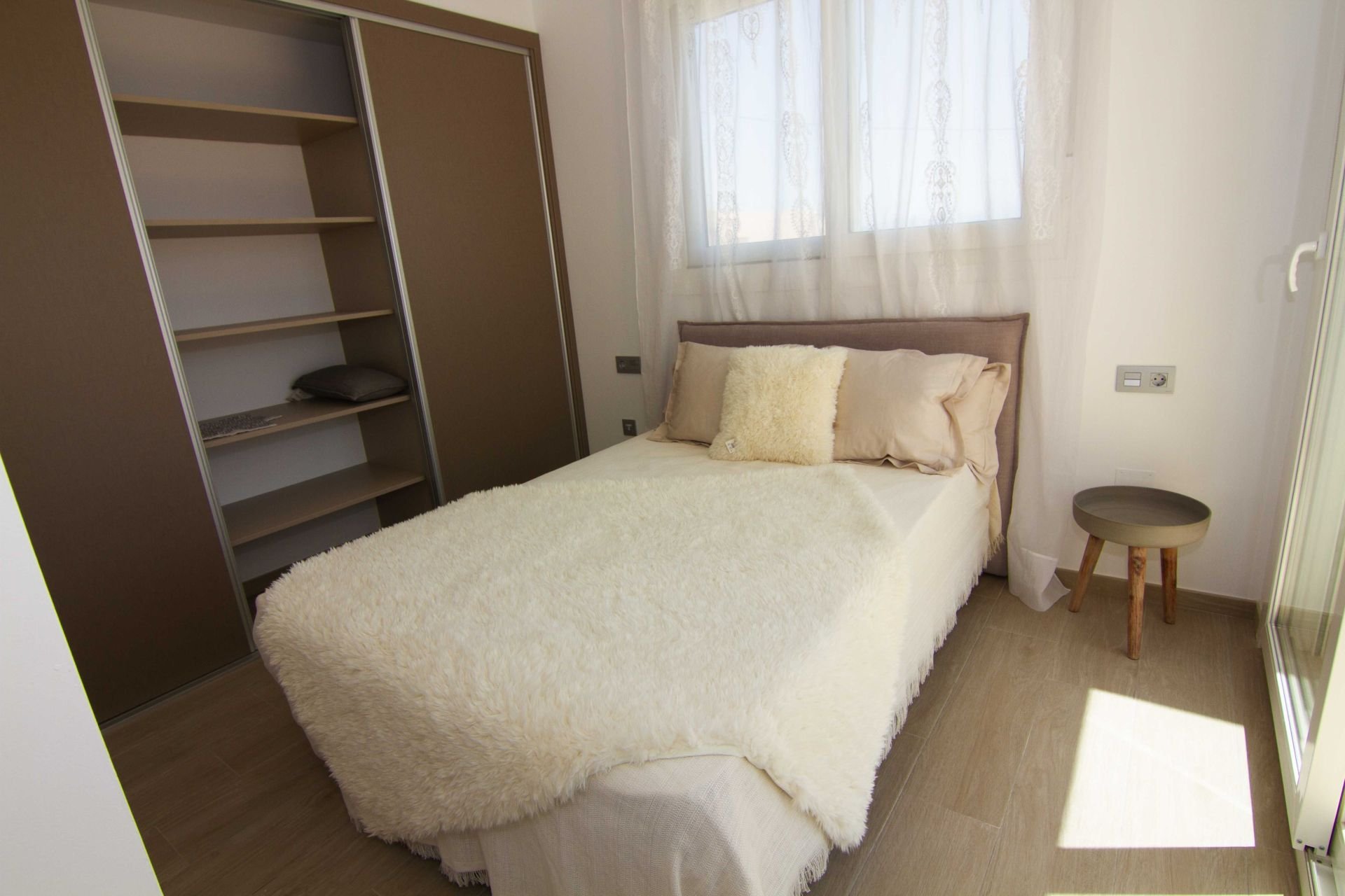 Hus i Torrevieja, Alicante, Spanien 3 sovrum, 238 kvm. Nr. 95740