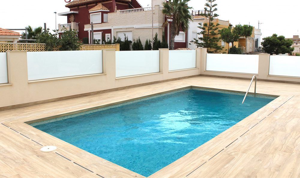 Hus i Torrevieja, Alicante, Spanien 3 sovrum, 238 kvm. Nr. 95740