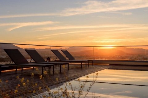 Kattohuoneisto Malaga, Espanja 4 makuuhuonetta, 426.07 m2 No. 98966