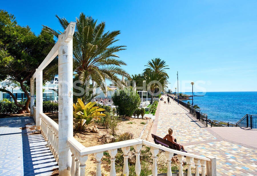 Dzīvoklis Orihuela, Alicante, Spānijā 3 istabas, 98 m2 Nr. 92024