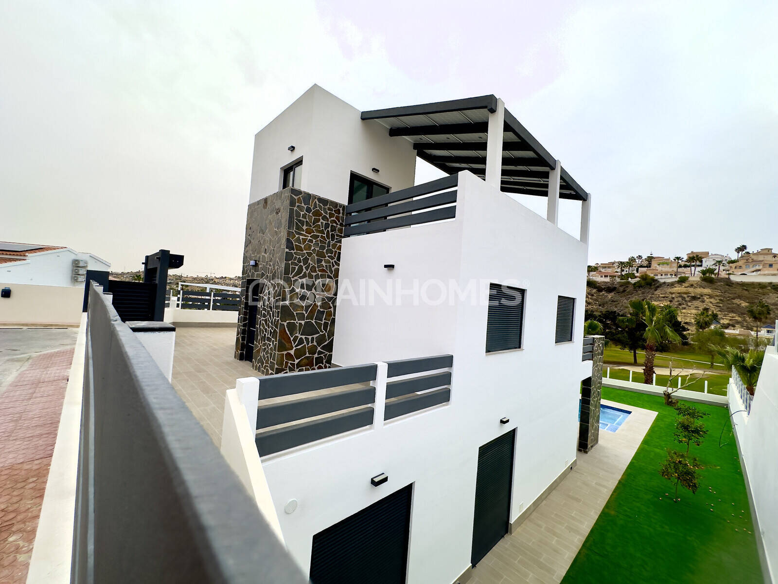 Villa a Rojales, Alicante, Spagna 3 camere da letto, 302 mq. N° 55734