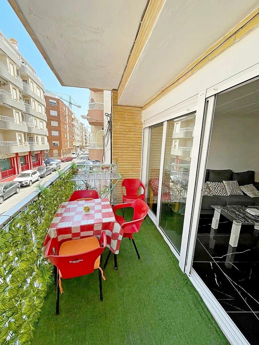 Lägenhet i Torrevieja, Alicante, Spanien 4 sovrum, 124 kvm. Nr. 111235