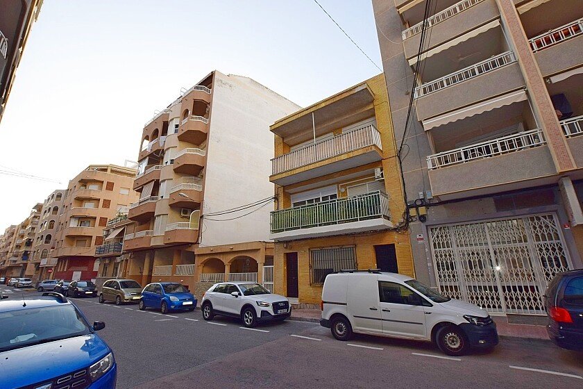 Lägenhet i Torrevieja, Alicante, Spanien 4 sovrum, 124 kvm. Nr. 111235