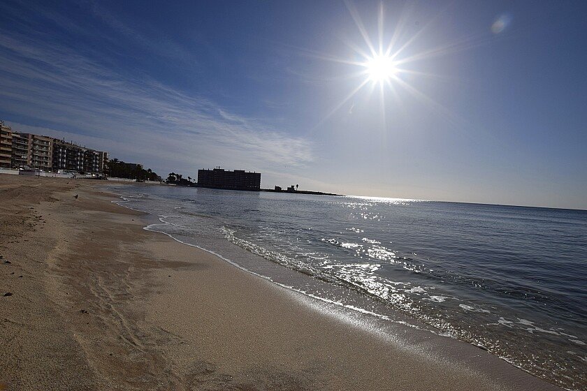Lägenhet i Torrevieja, Alicante, Spanien 4 sovrum, 124 kvm. Nr. 111235