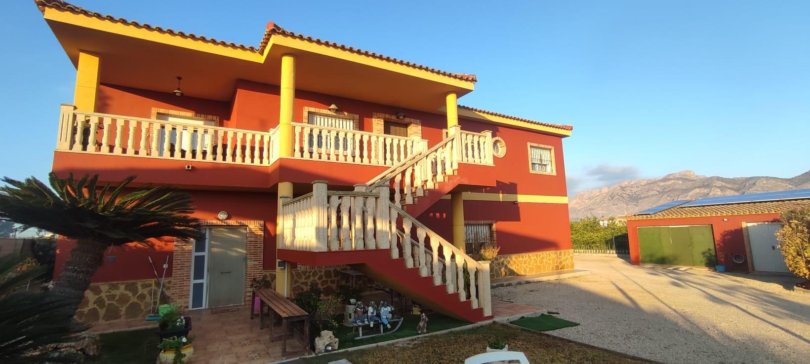 Villa i Orihuela, Alicante, Spanien 5 sovrum, 253 kvm. Nr. 115737