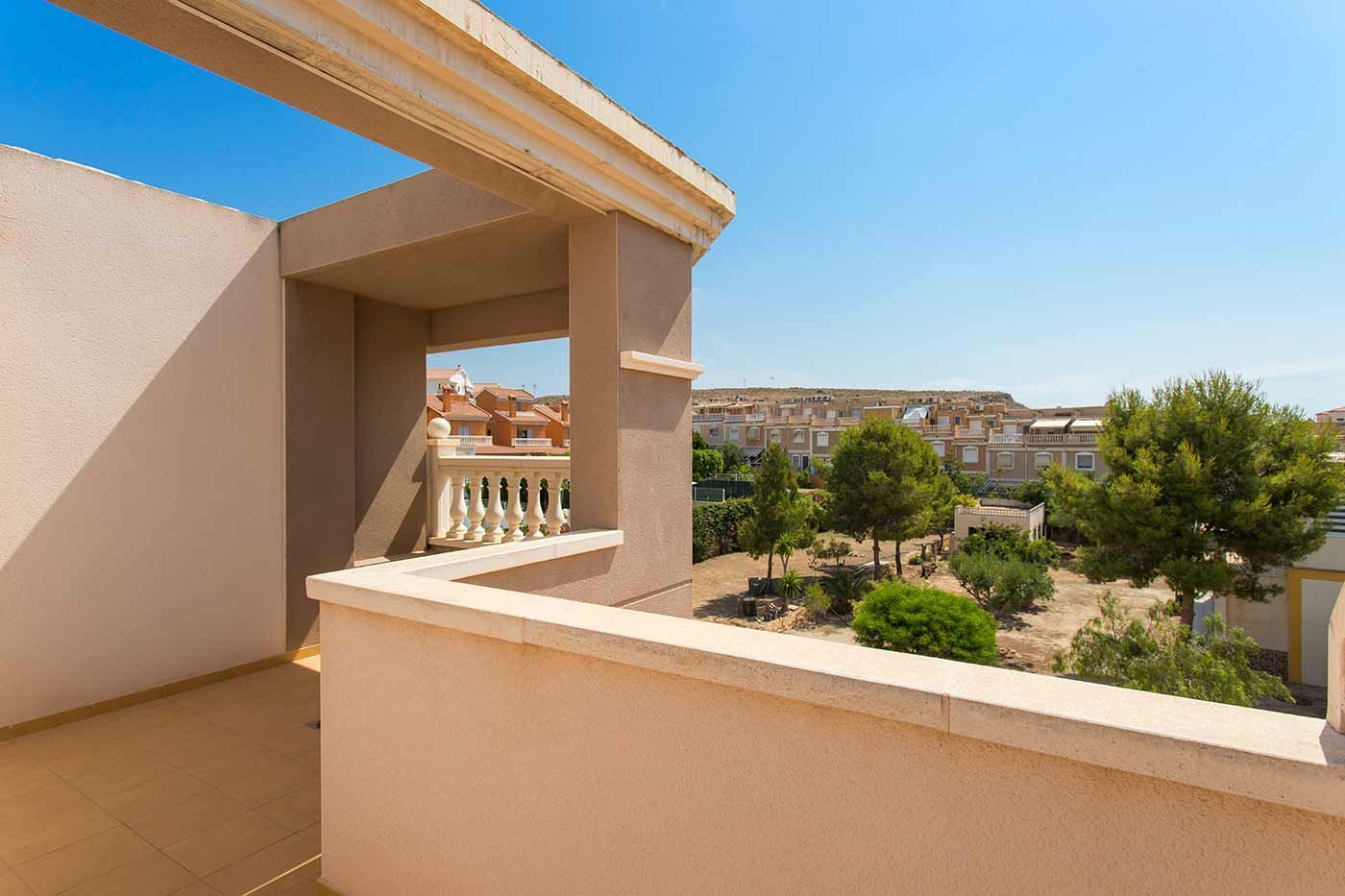 Bungalow w Santa Pola, Alicante, Hiszpania 2 sypialnie, 144 mkw. nr 95493