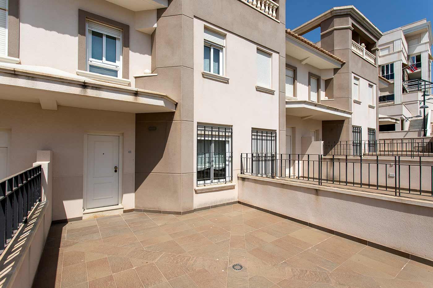 Bungalow w Santa Pola, Alicante, Hiszpania 2 sypialnie, 144 mkw. nr 95493