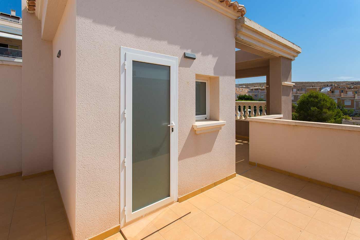 Bungalow w Santa Pola, Alicante, Hiszpania 2 sypialnie, 144 mkw. nr 95493