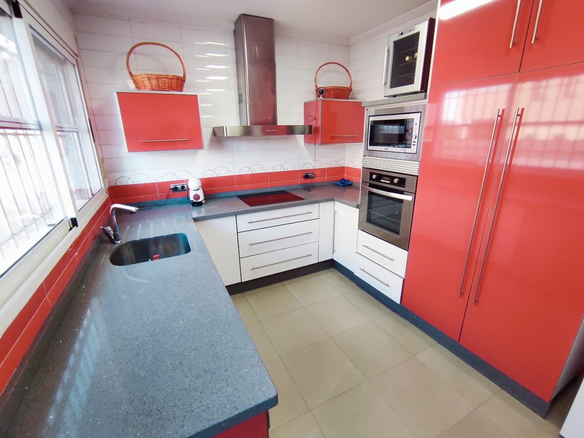 Villa in Torrevieja, Alicante, Spain 3 bedrooms, 132 sq.m. No. 90324