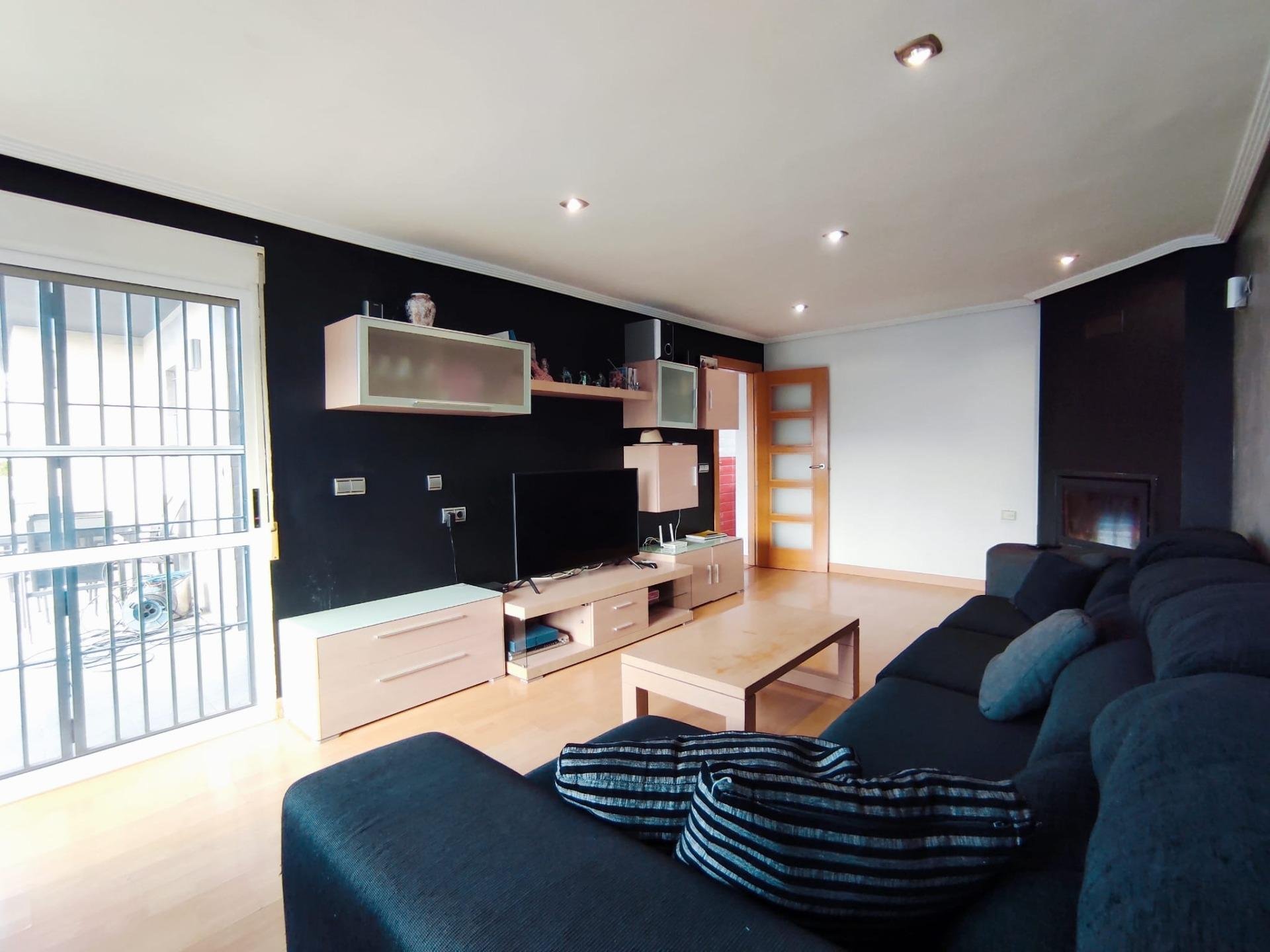 Villa in Torrevieja, Alicante, Spain 3 bedrooms, 132 sq.m. No. 90324