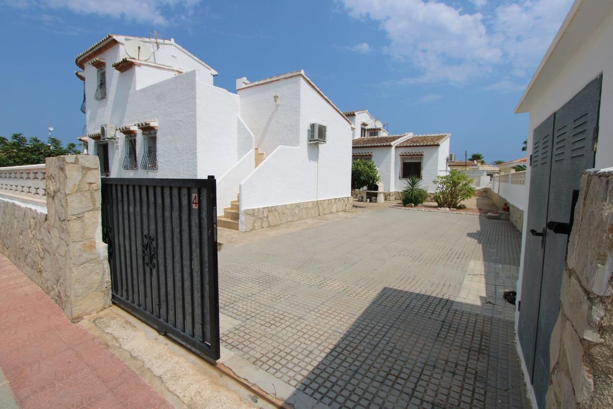 Villa i Denia, Alicante, Spanien 6 sovrum,  Nr. 113040