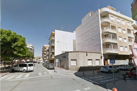 Townhouse in Guardamar del Segura, Alicante, Spain 4 bedrooms, 164 sq.m. No. 115472