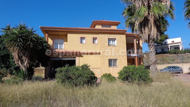 Villa i Cuevas del Almanzora, Almeria, Spanien 4 sovrum, 414 kvm. Nr. 84655