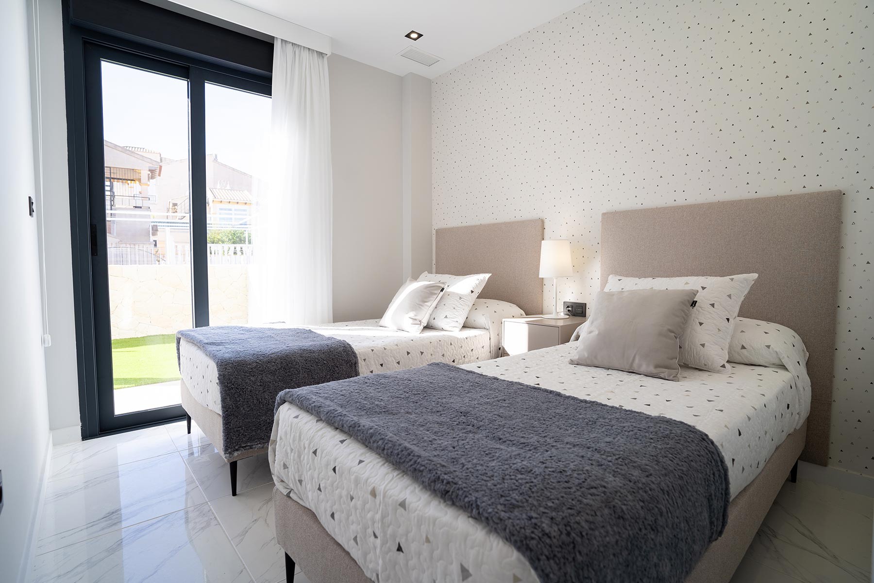 Bungalow a Pilar de la Horadada, Alicante, Spagna 2 camere da letto, 71 mq. N° 117911
