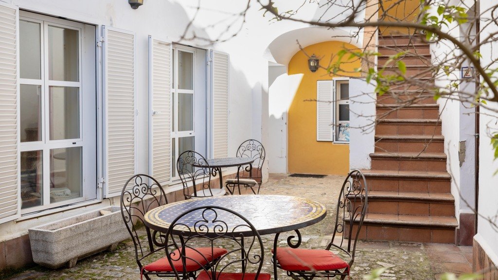 Townhouse in Medina Sidonia, Cadiz, Spain 11 bedrooms, 500 sq.m. No. 107641