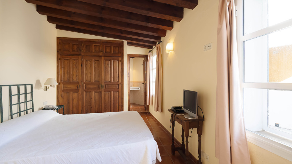 Townhouse in Medina Sidonia, Cadiz, Spain 11 bedrooms, 500 sq.m. No. 107641