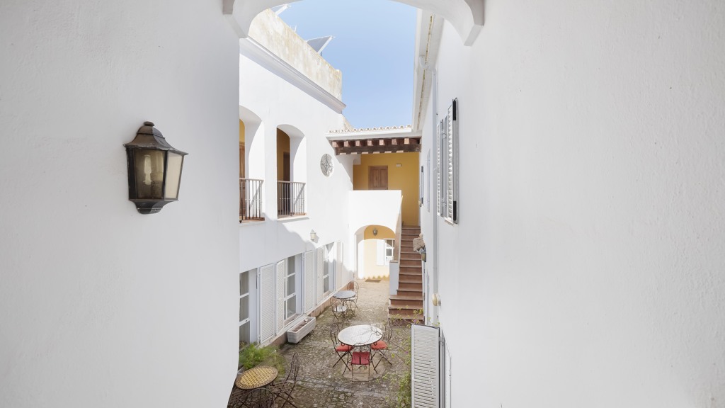 Townhouse in Medina Sidonia, Cadiz, Spain 11 bedrooms, 500 sq.m. No. 107641