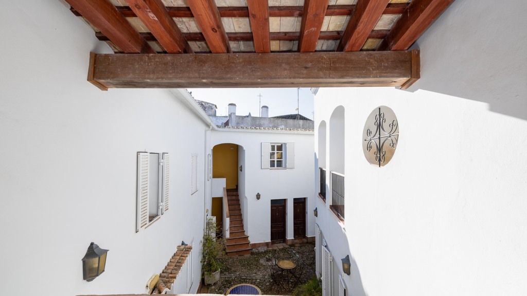 Townhouse in Medina Sidonia, Cadiz, Spain 11 bedrooms, 500 sq.m. No. 107641