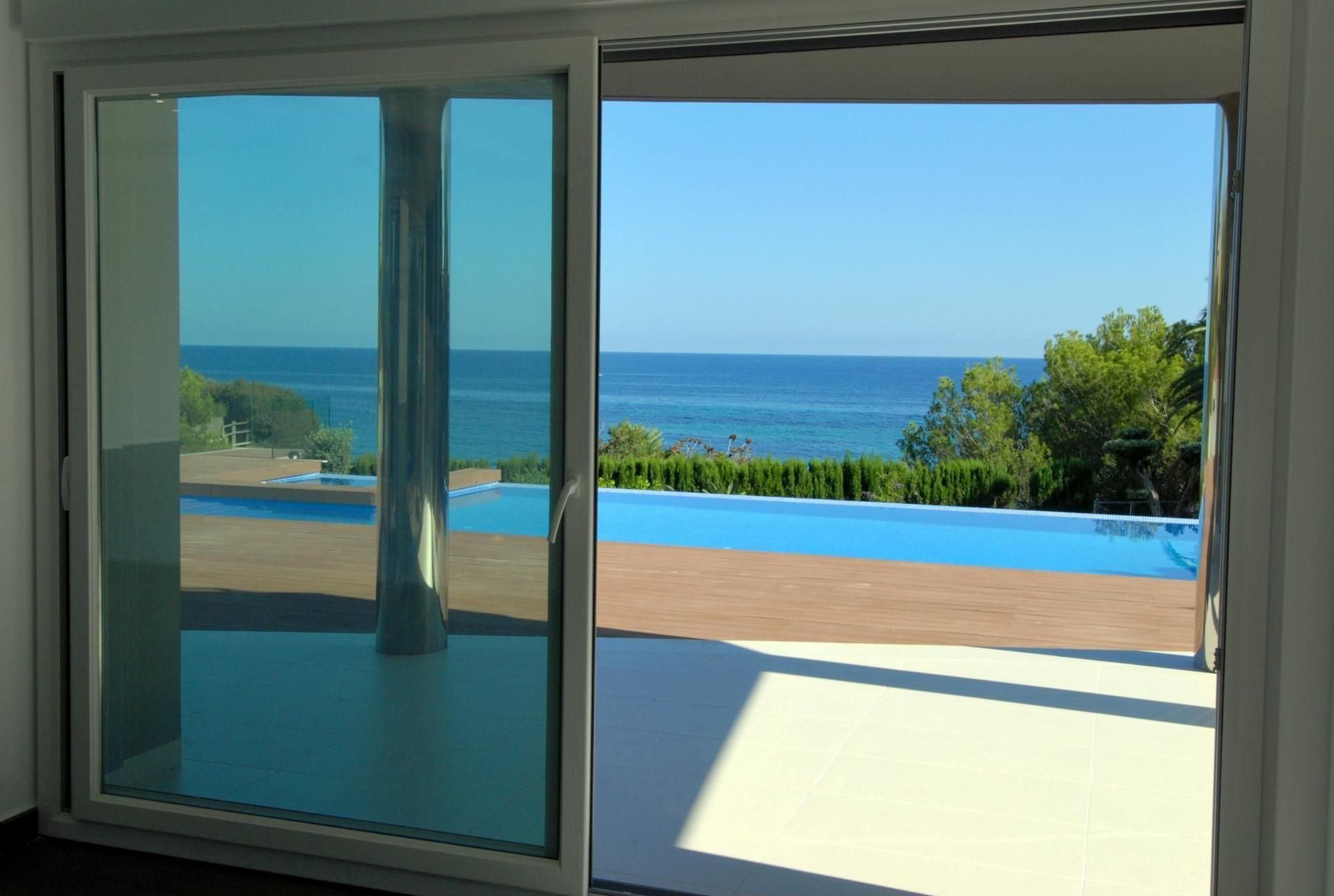 Villa i Calpe, Alicante, Spanien 5 sovrum, 520 kvm. Nr. 95722