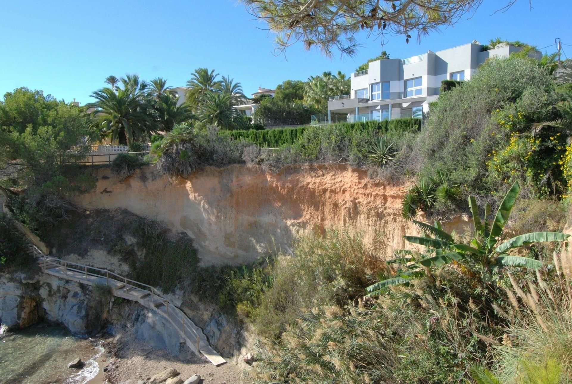 Villa i Calpe, Alicante, Spanien 5 sovrum, 520 kvm. Nr. 95722