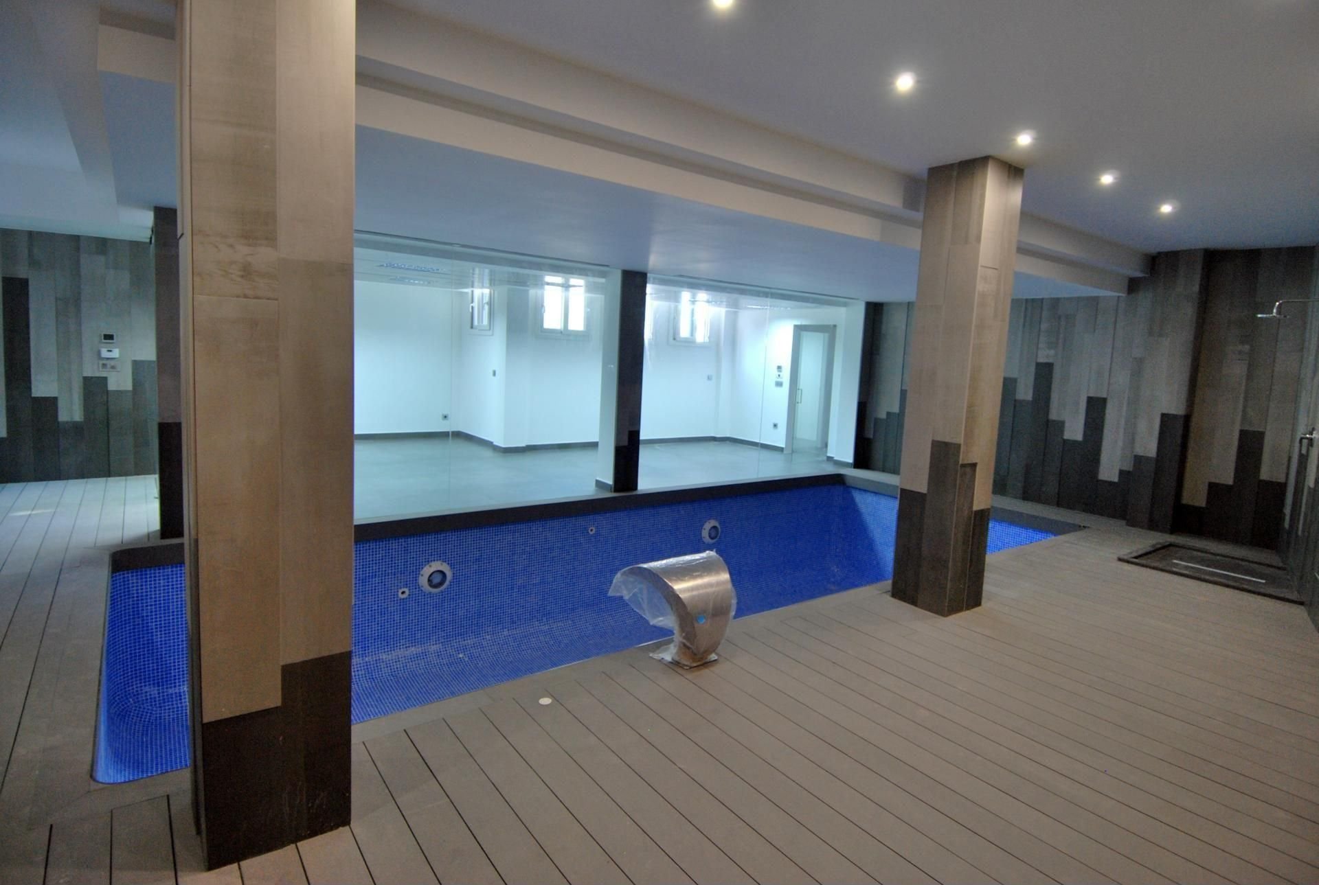 Villa i Calpe, Alicante, Spanien 5 sovrum, 520 kvm. Nr. 95722