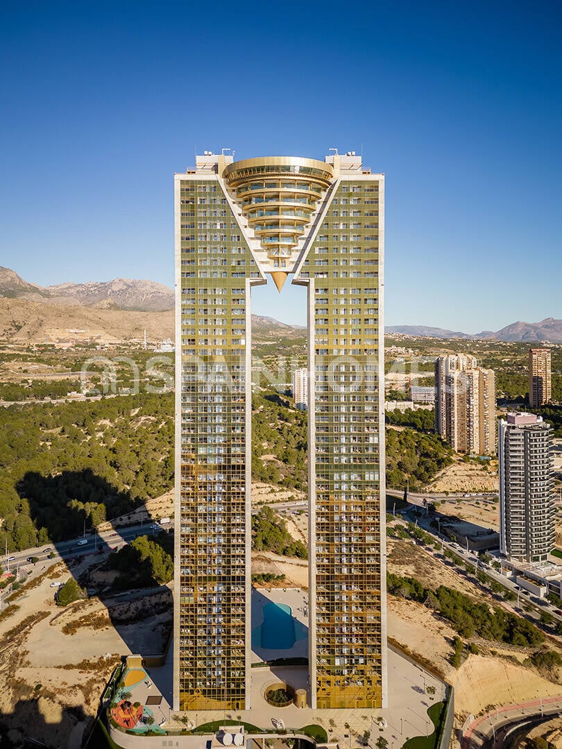 Apartment in Benidorm, Alicante, Spain 3 bedrooms, 176 sq.m. No. 52430