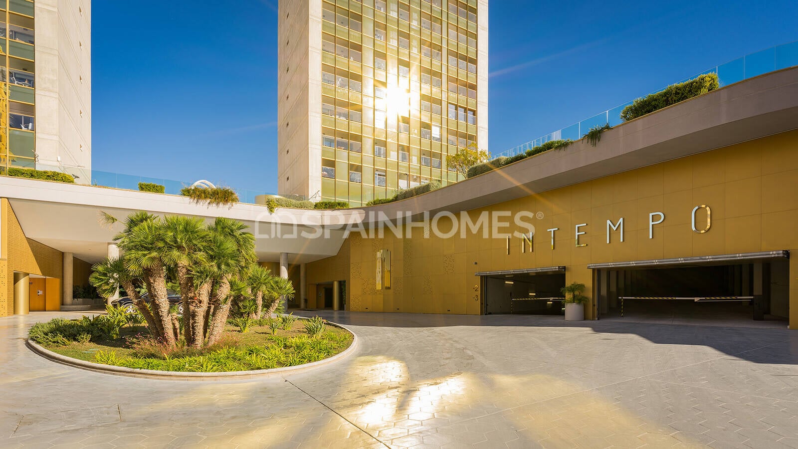 Apartment in Benidorm, Alicante, Spain 3 bedrooms, 176 sq.m. No. 52430