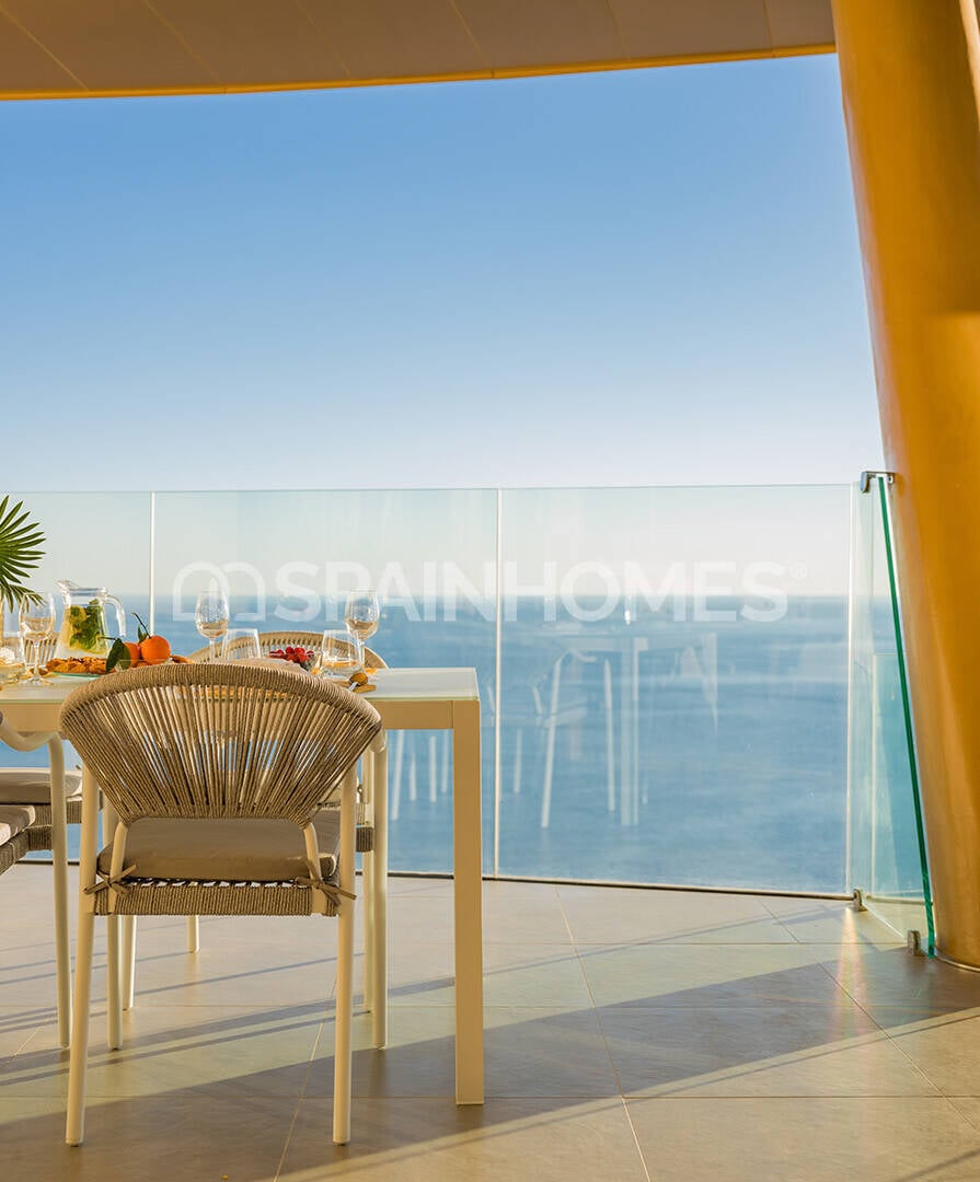 Apartment in Benidorm, Alicante, Spain 3 bedrooms, 176 sq.m. No. 52430