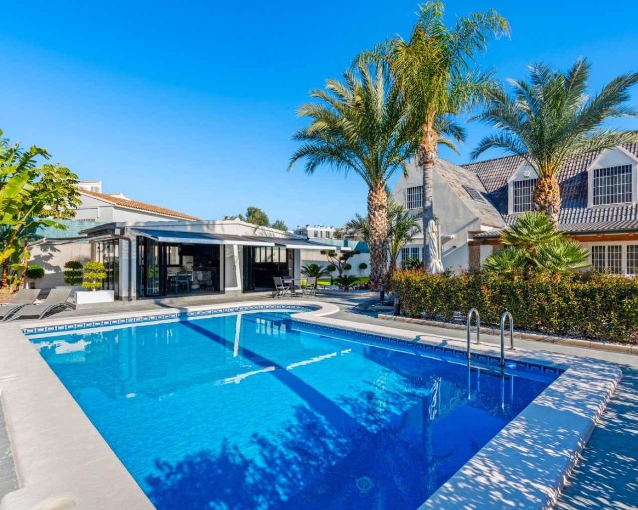 Villa in San Juan, Alicante, Spanien 5 Schlafzimmer, 313 m2 Nr. 119469